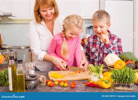 follando con mi madre en la cocina|'MAMA FOLLANDO EN LA COCINA' Search .